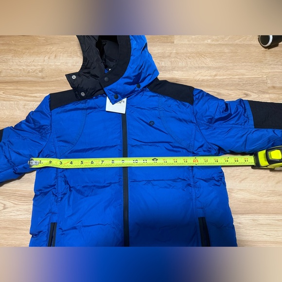 Luxury Gucci Youth Down Blue Hooded Jacket with Black Accents (Waterproof) - Picture 15 of 16